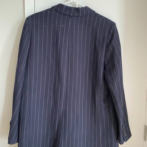 New (never worn) Aritzia Babaton Status blazer navy pinstripe Size L - Picture 5 of 6